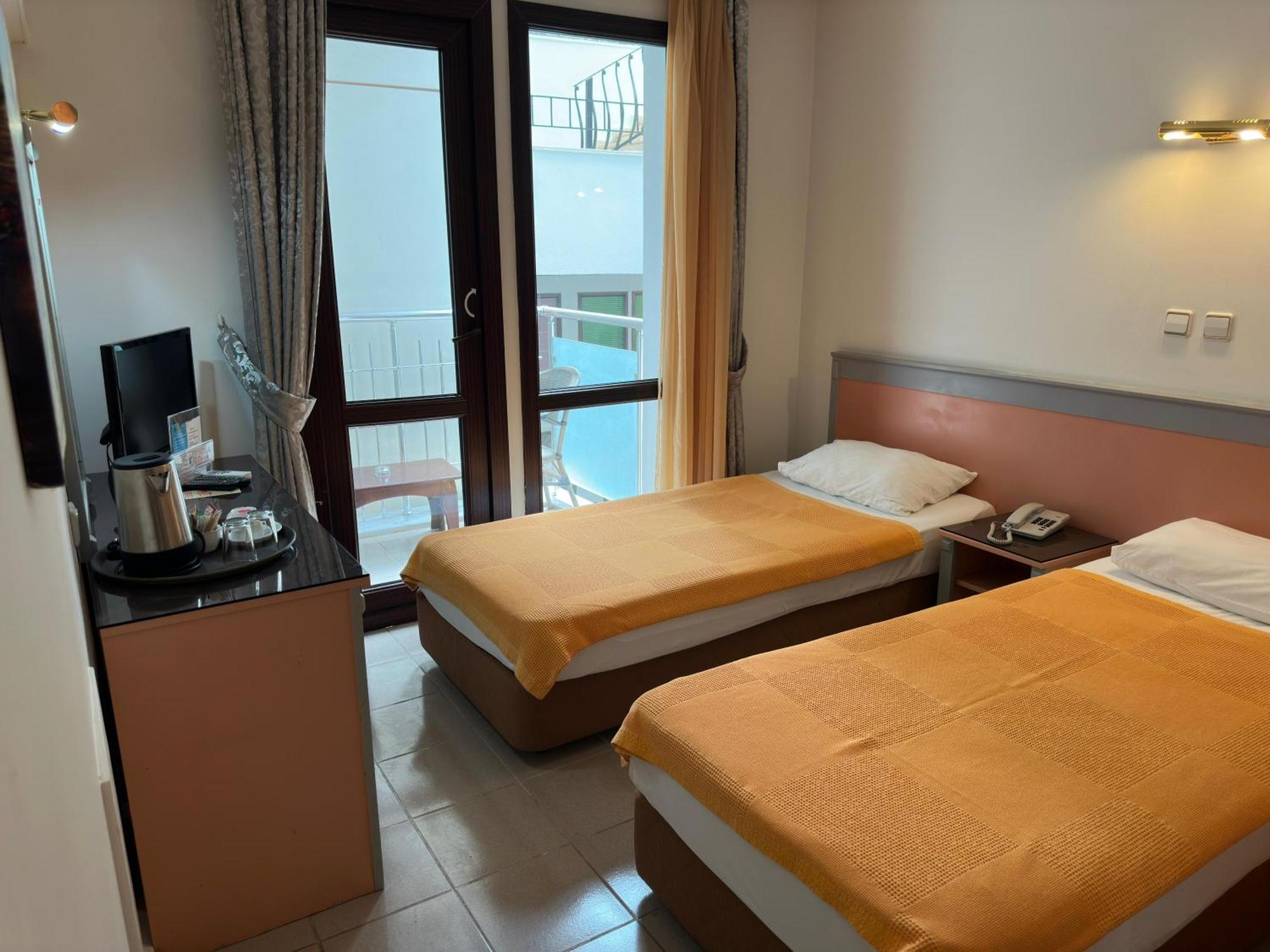 Ata Park Hotel Фетхие Экстерьер фото